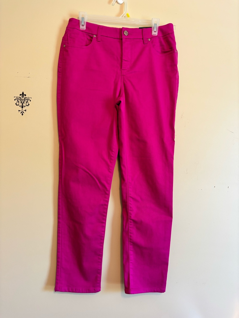Chicos So Slimming Girlfriend jeans size 8 Chicos size 1 - Picture 2 of 8